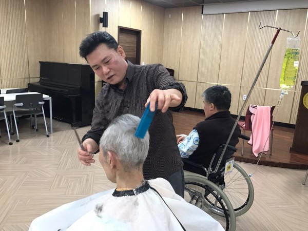 ffb11b693d9444cff161158832ca98cb_1523240