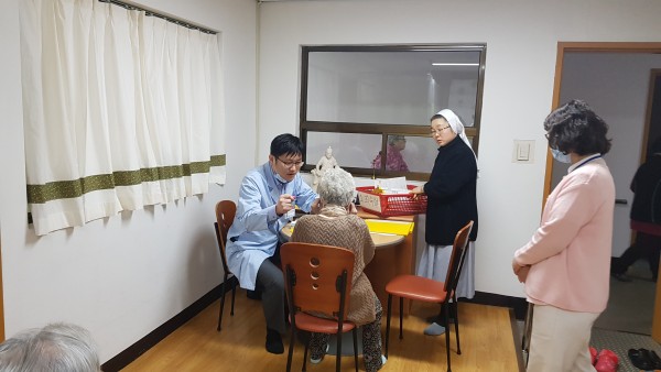 ffb11b693d9444cff161158832ca98cb_1523242