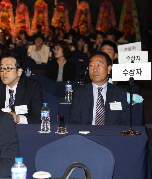 12946421d781be67a623910f8e1a5d26_1526462