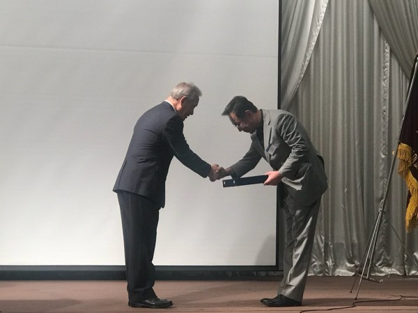 a895a0b5f583ad748b753fa2b6c0303f_1527491