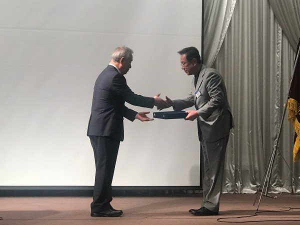 a895a0b5f583ad748b753fa2b6c0303f_1527491