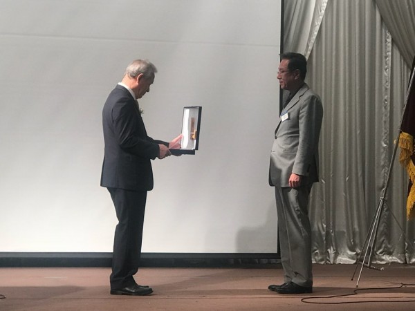 a895a0b5f583ad748b753fa2b6c0303f_1527491