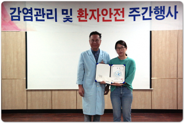 b3d92571f6d6f4b92cdc225ac17f37e9_1533521