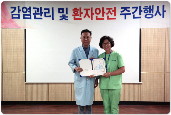 b3d92571f6d6f4b92cdc225ac17f37e9_1533521