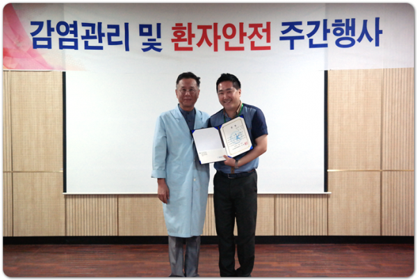 b3d92571f6d6f4b92cdc225ac17f37e9_1533521