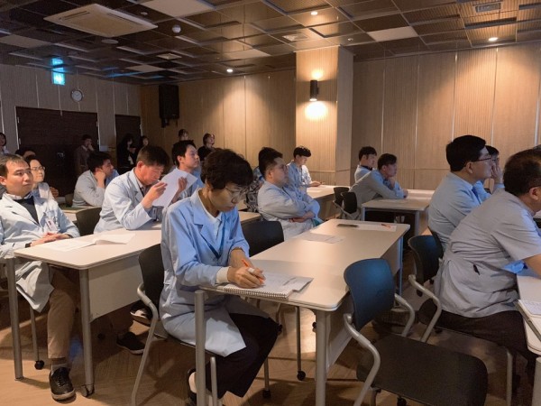 0421d9621b53f49522061cb2c18e313a_1553837