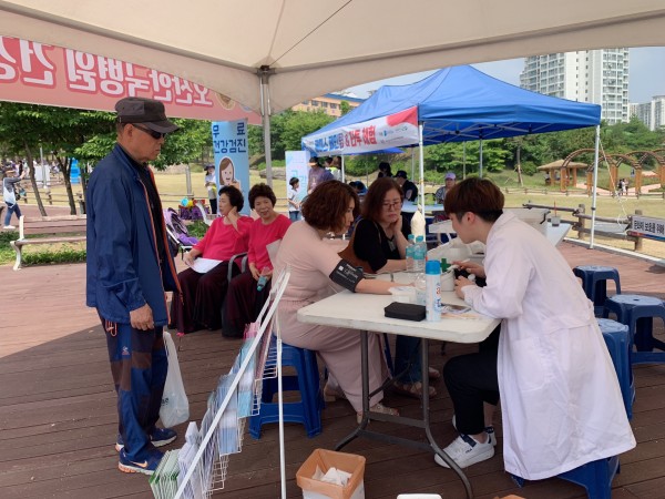 df30baa27b89ec22527e1b4d8953c999_1560741