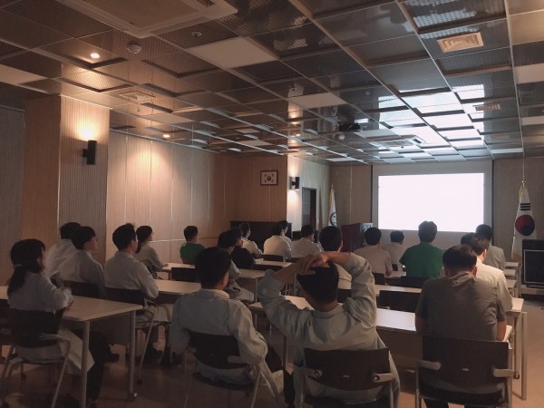 ff91c05abcf5a4a5c7ac911ef6827d5d_1568958