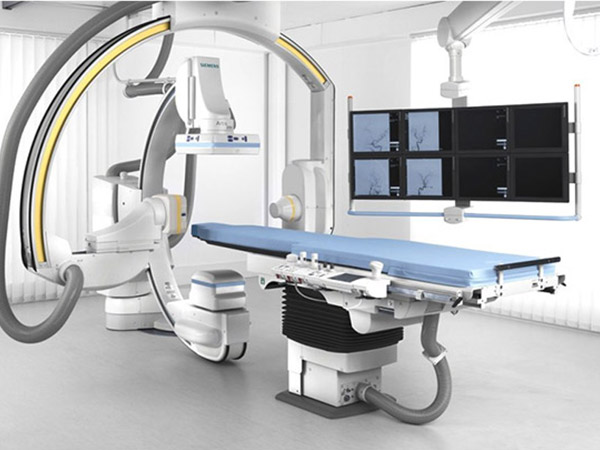 혈관조영기 (Artis zee biplane)사진